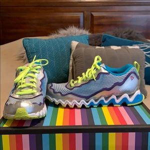 Athletic Tennis Shoe